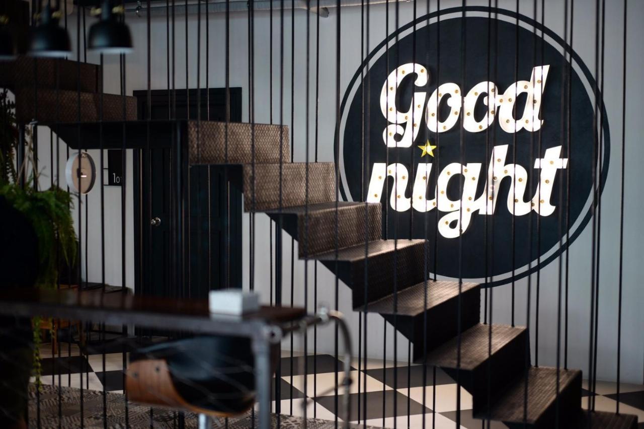 Goodnight Poshtel + Free Netflix Hotell Hat Yai Eksteriør bilde